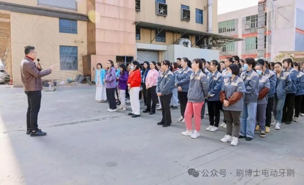 筑牢安全防线 | 威廉希尔williamhill中文消防演练圆满落幕,共筑平安... 筑牢安全防线 | 威廉希尔williamhill中文消防演练圆满落幕,共筑平安...